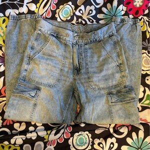 American Eagle Cargo Pants/Joggers